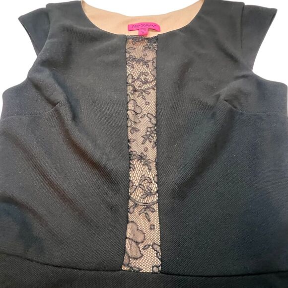 Betsy Johnson Cocktail Dress 10 Black Floral Lace Cap Sleeve Asymmetrical Flare - Picture 10 of 11